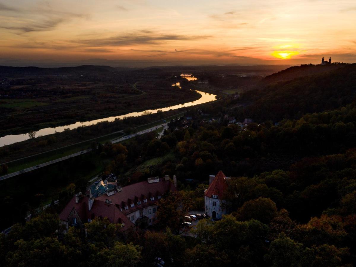 Готель Zinar Castle Краків Екстер'єр фото