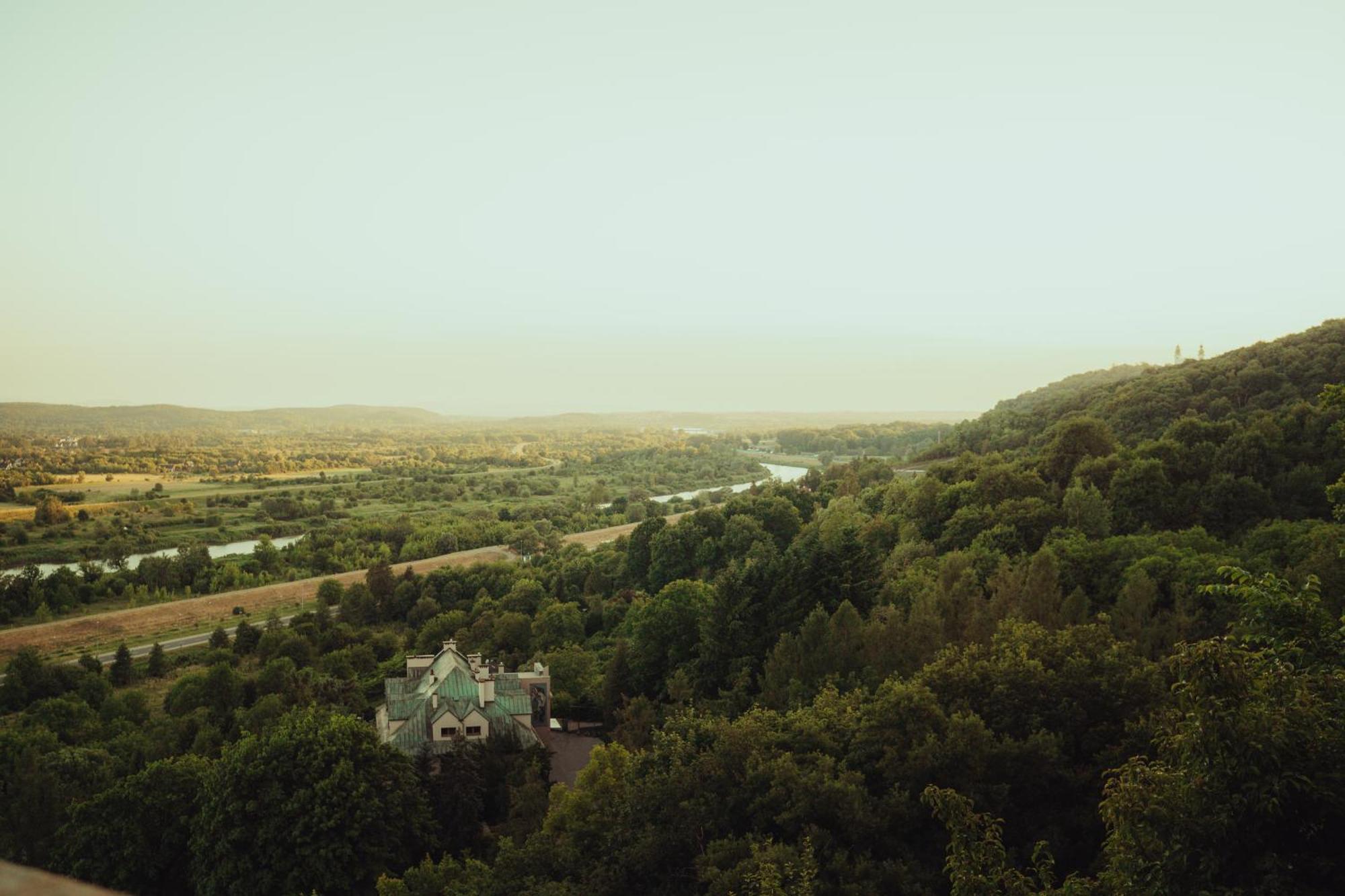Готель Zinar Castle Краків Екстер'єр фото