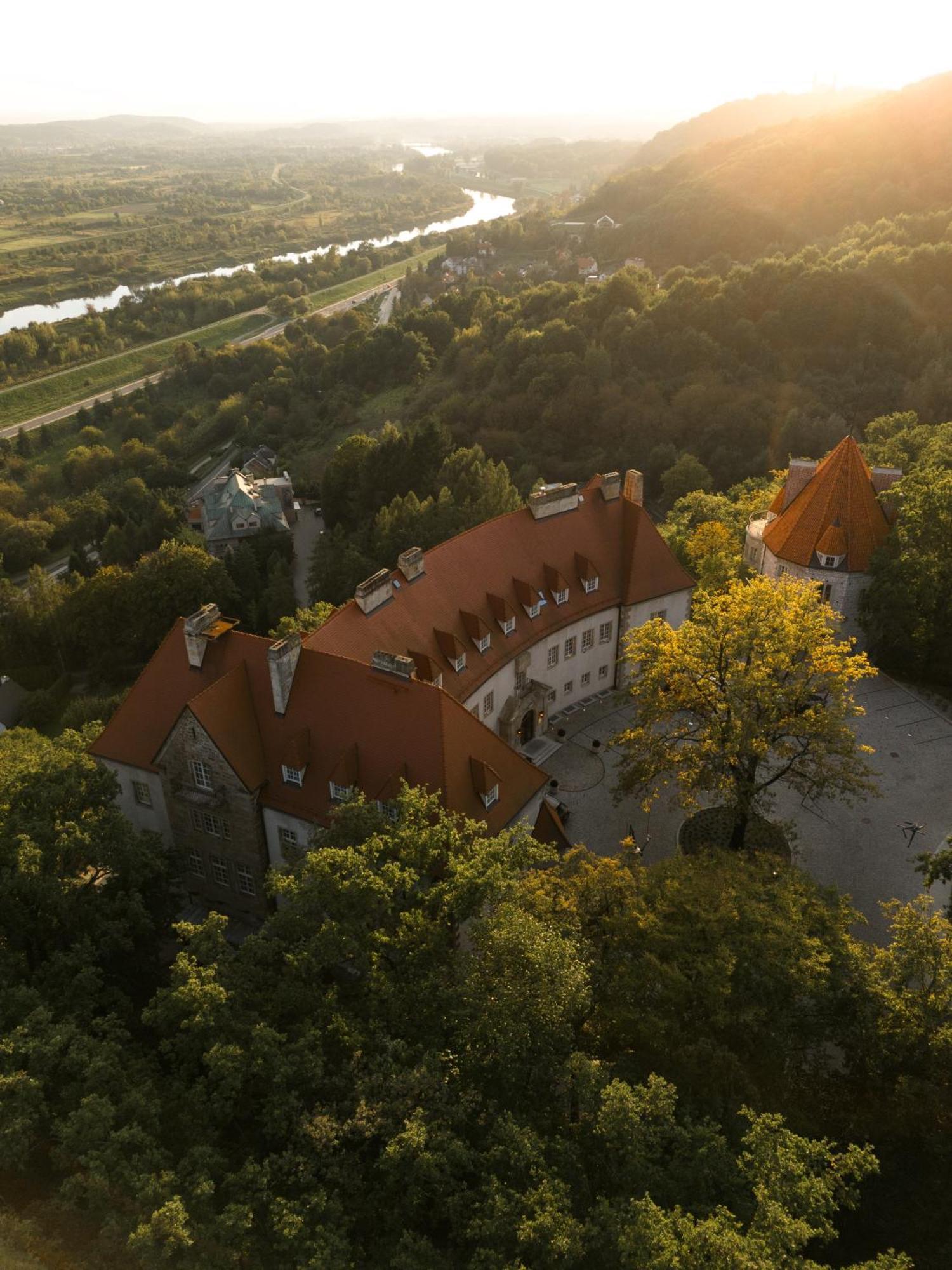 Готель Zinar Castle Краків Екстер'єр фото